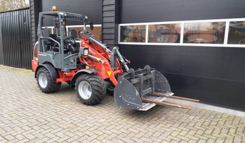 Weidemann 1280 minishovel 33uur met bak en vorken vol