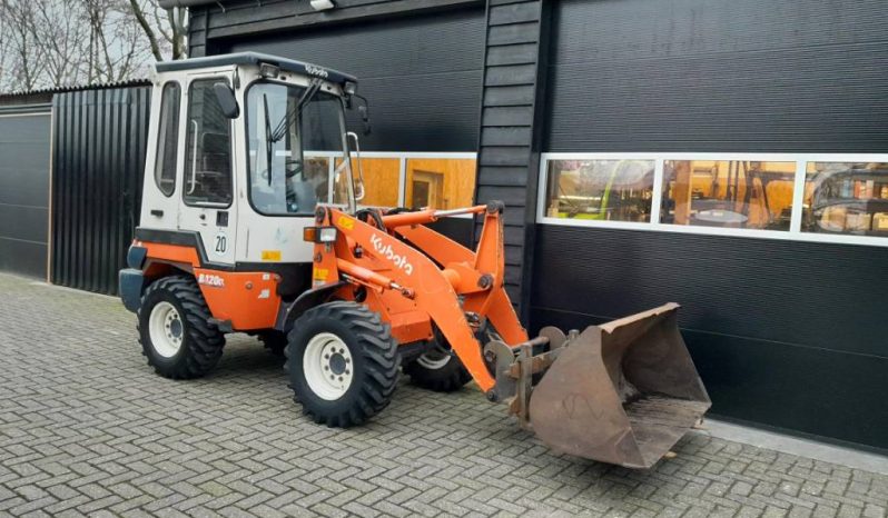 Kubota R 420 midi shovel met bak en vorken vol