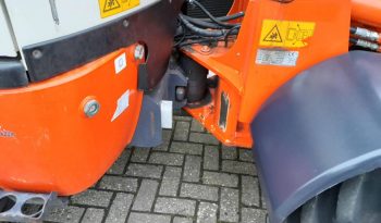 Kubota R 420 midi shovel met bak en vorken vol